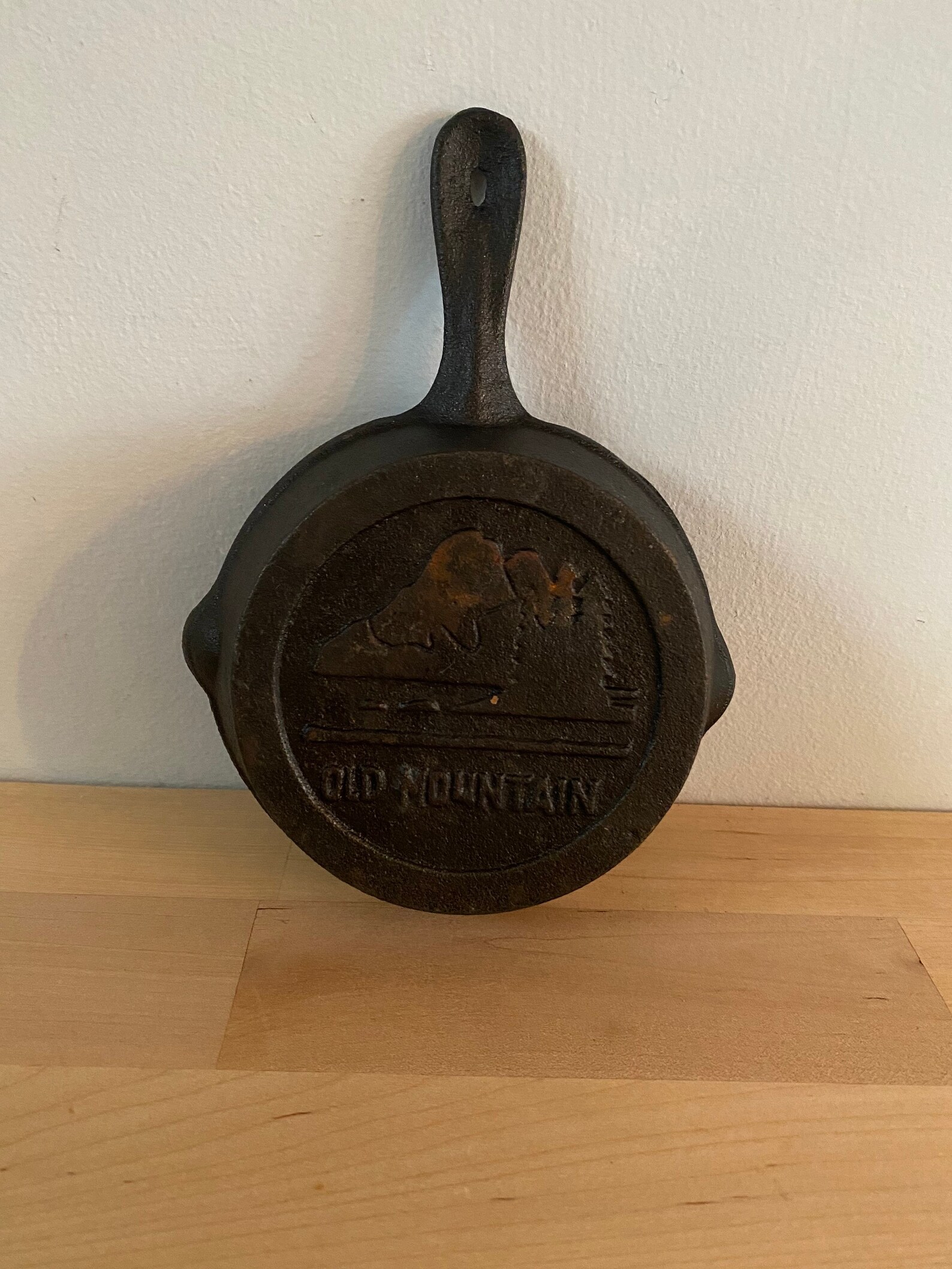 Vintage Mini Old Mountain Cast Iron Skillet 4 in diameter Etsy