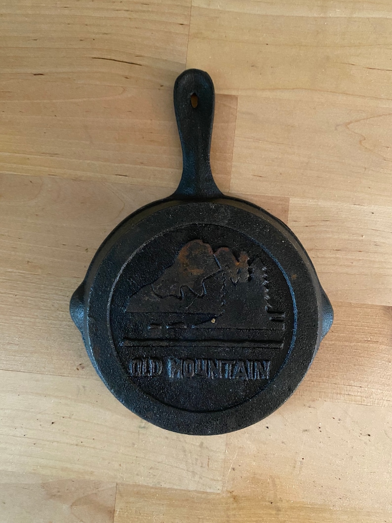 Vintage Mini Old Mountain Cast Iron Skillet 4 in diameter Etsy