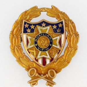Vintage 10K Yellow Gold Enameled VFW Auxilliary Crossed Keys Adjutant Service Members Pin Badge