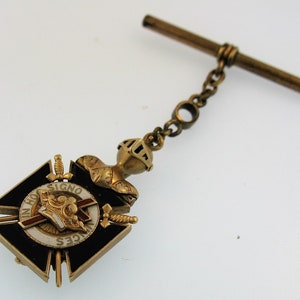 Antique 14K Knight&#39;s Templar 32nd Degree Double Headed Eagle Scottish Rite Mason Maltese Cross Flip Watch Fob with Articulated Knight Helmet