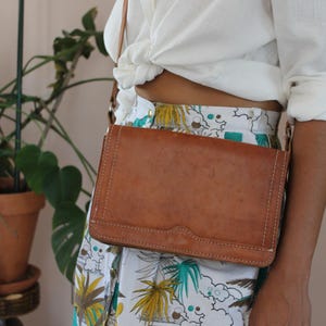 Vintage Square Leather Bag, Vintage Crossbody Bag in Brown, Vintage Brown Bag, Vintage Shoulder Bag Brown, Vintage Leather Bag