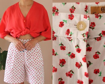 Vintage Floral Shorts, Vintage White Shorts, Vintage Cotton Shorts Floral, Summer Floral Shorts, High Waisted Shorts Cotton, UK10/US6