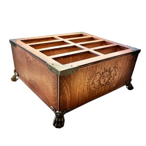 Caja de presentación de baraja de tarot personalizada: caja de altar de The Toracle: caja de presentación de altar grabada personalizada, soporte para 8 cartas de tarot y oráculo