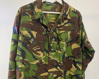 Veste à smocks militaire britannique vintage des années 90/veste boutonnée/veste de l'armée britannique/armée vintage/mode streetwear/veste légère