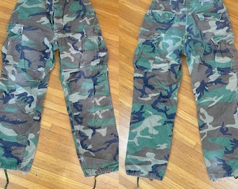 Vintage Camo Cargo Pants Size Medium Long