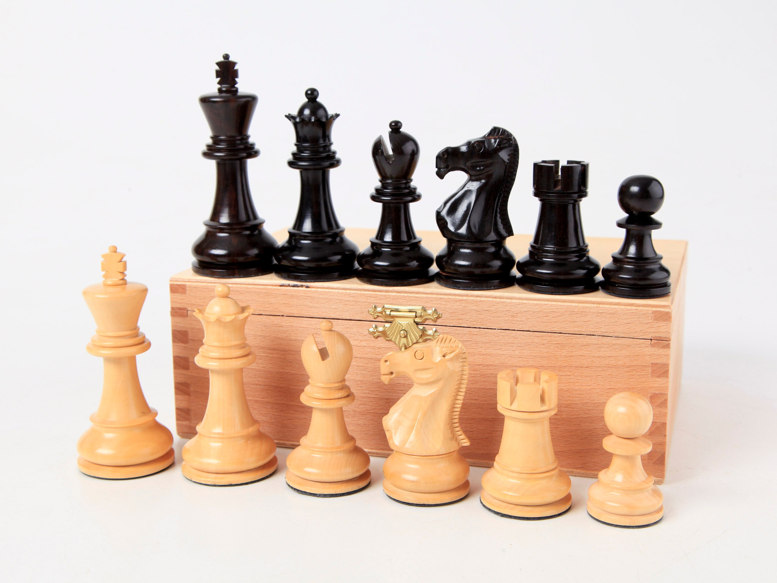 Ebony and Walnut Highclere Luxury Chess Set