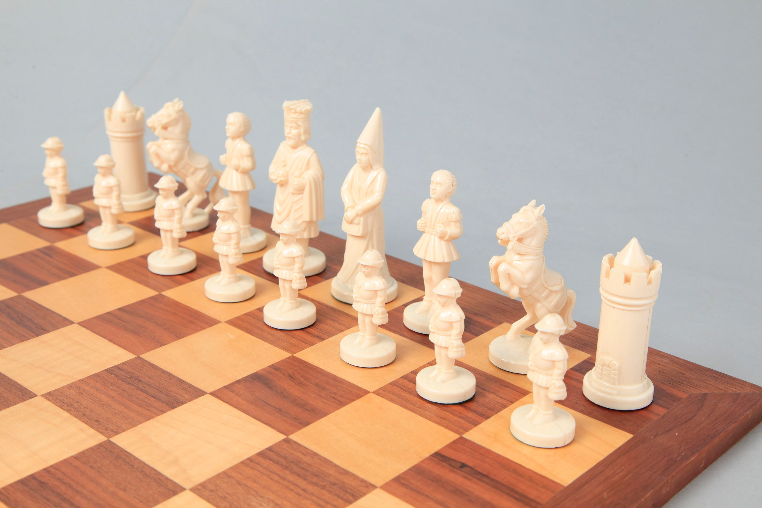 Vintage Weighted Staunton Chess Set KH 95 cm/375 in. -  Portugal