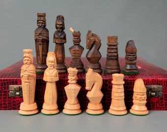 Vintage Hand-Carved Chess Set with Original Storage Case, KH 11 cm/4,3", Large Hand Whittled Wooden Chess Set, Vintage Handmade Chess