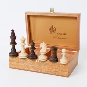 &quot;Original &quot;&quot;Bohemia&quot;&quot; Schachset, KH 7,5 cm, Vintage Staunton Schachset 80er Jahre, Native Aufbewahrungsbox.&quot;