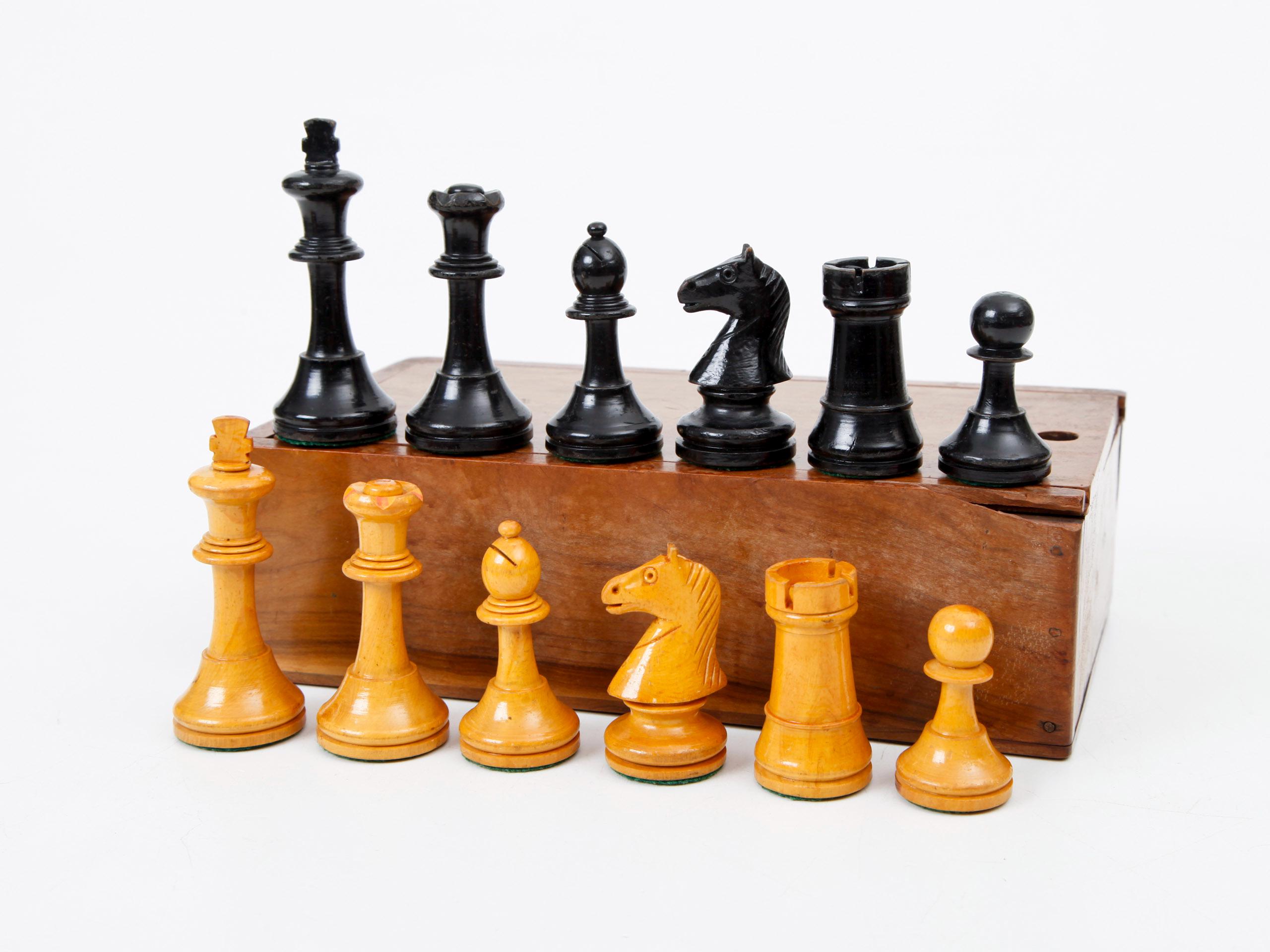 Ancien jeu d’échecs Régence – Roi de 9,4 cm – 1930 - 1939 - - Catawiki