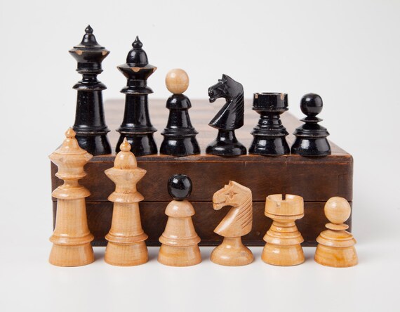 Buy Reproduced Antique Series Austrian Coffee House Old Vienna Chess Pieces  in Dyed Box Wood