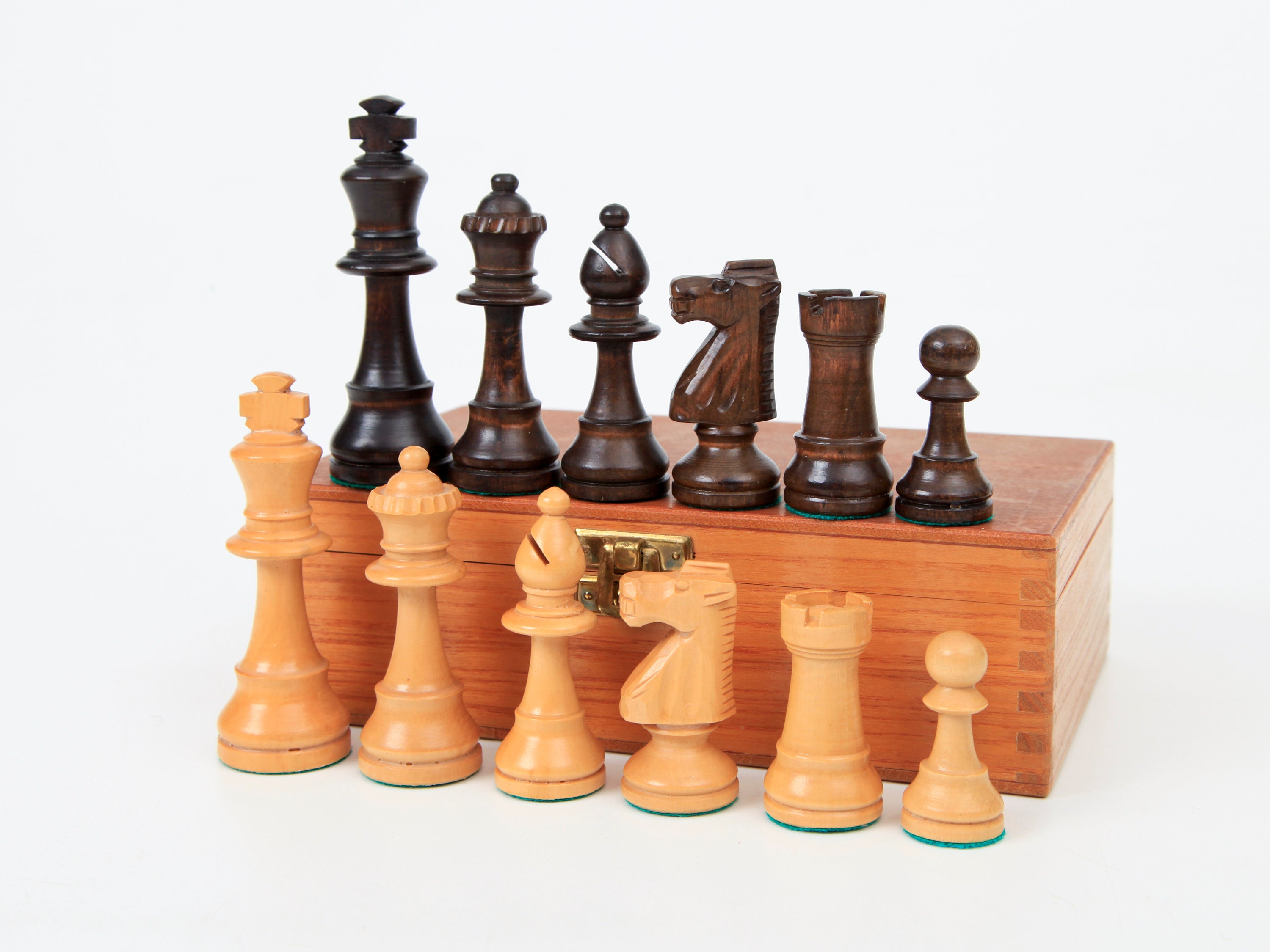 Vintage Weighted Staunton Chess Set KH 95 cm/375 in. -  Portugal