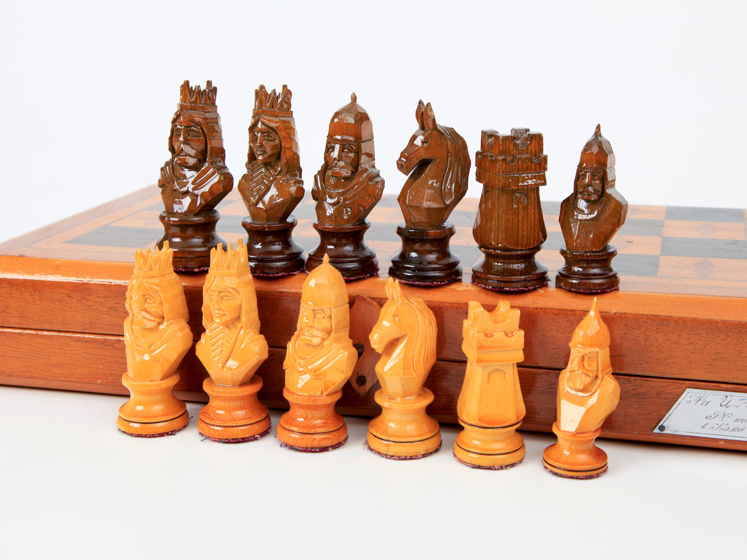 DEAL ITEM: 19 Wooden Chess Board with coordinates - Walnut – Chess House