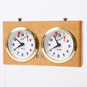 Rare German Mechanical &quot;BHB&quot; Chess Clock with Move Counter, 1970&#39;s Bakelite Chess Timer, Vintage Tournament Chess Clock