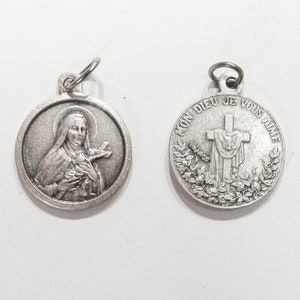 Medal pendant Holy Mary