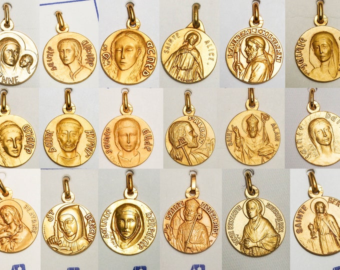 Medals holy first names gold plated 3 microns diameter 18mm
