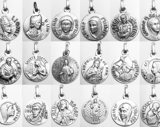 Medals holy first names gold plated 3 microns diameter 18mm