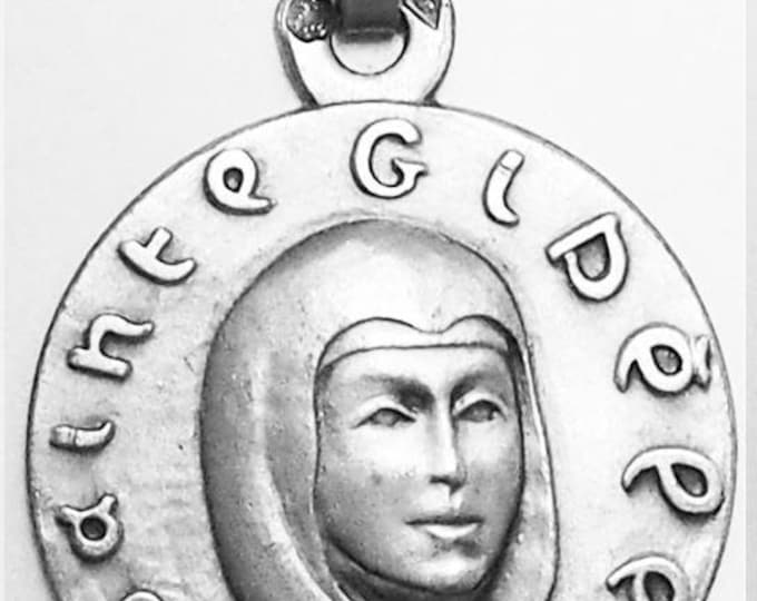 Medal Sainte Gisèle argent 925 sterling diameter 18mm handmade in France