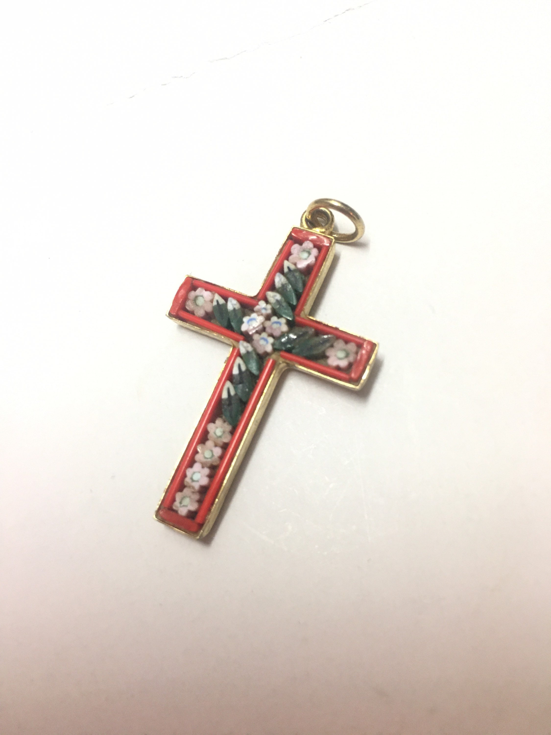 Pendentif Croix Art Deco en Perles Enchâssées Façon Mosaïque Antique Romaine