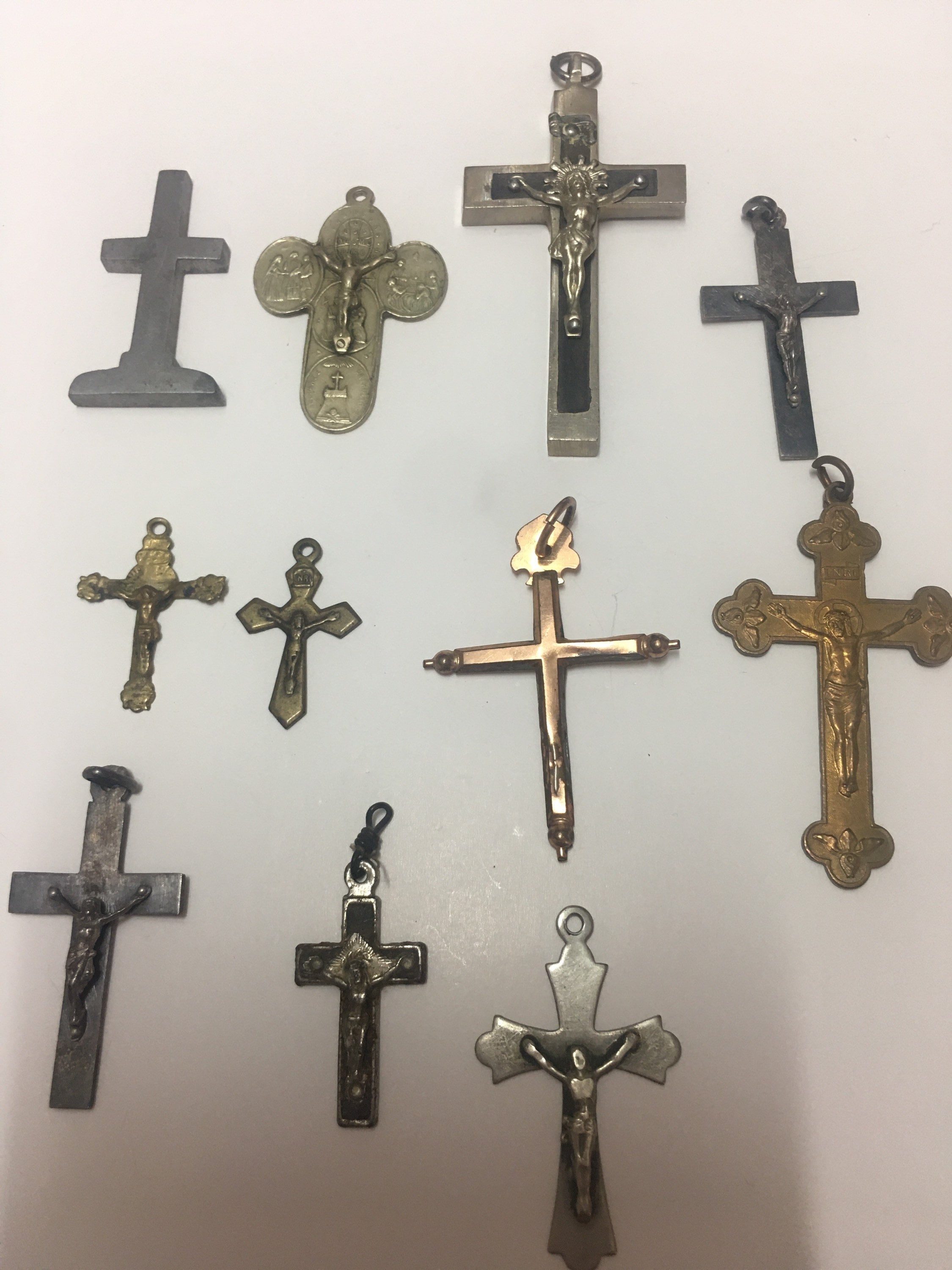 Lot de 12 Croix Vintage 19Ème Siècle