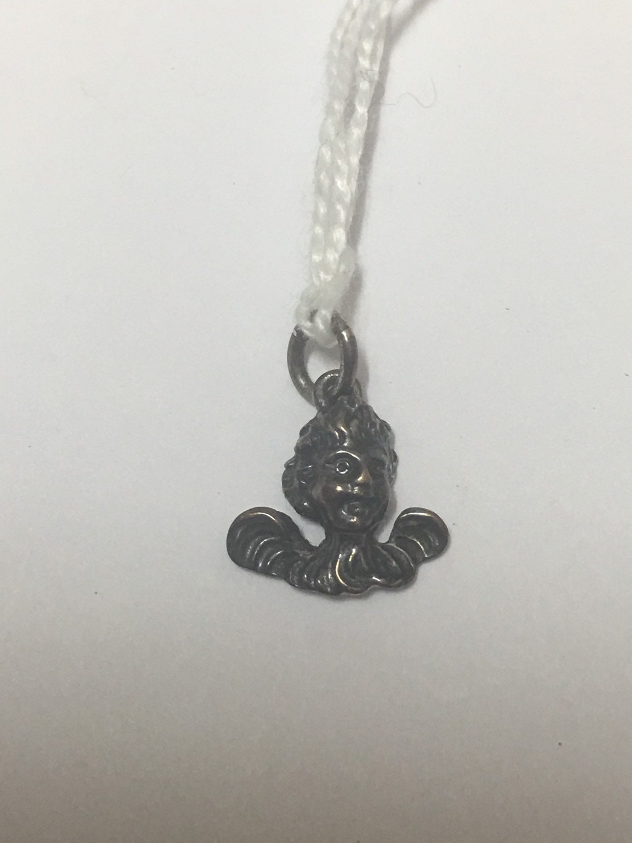 Medaille Religieuse en Argent Ancien, Pendentif Ange Chérubin