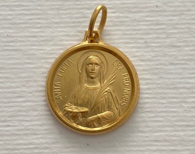 FREE SHIPMENT Medal pendant of Sainte Lucie 16mm gold plated 3 microns amazing details french handmade 16 millimeters very beautiful work