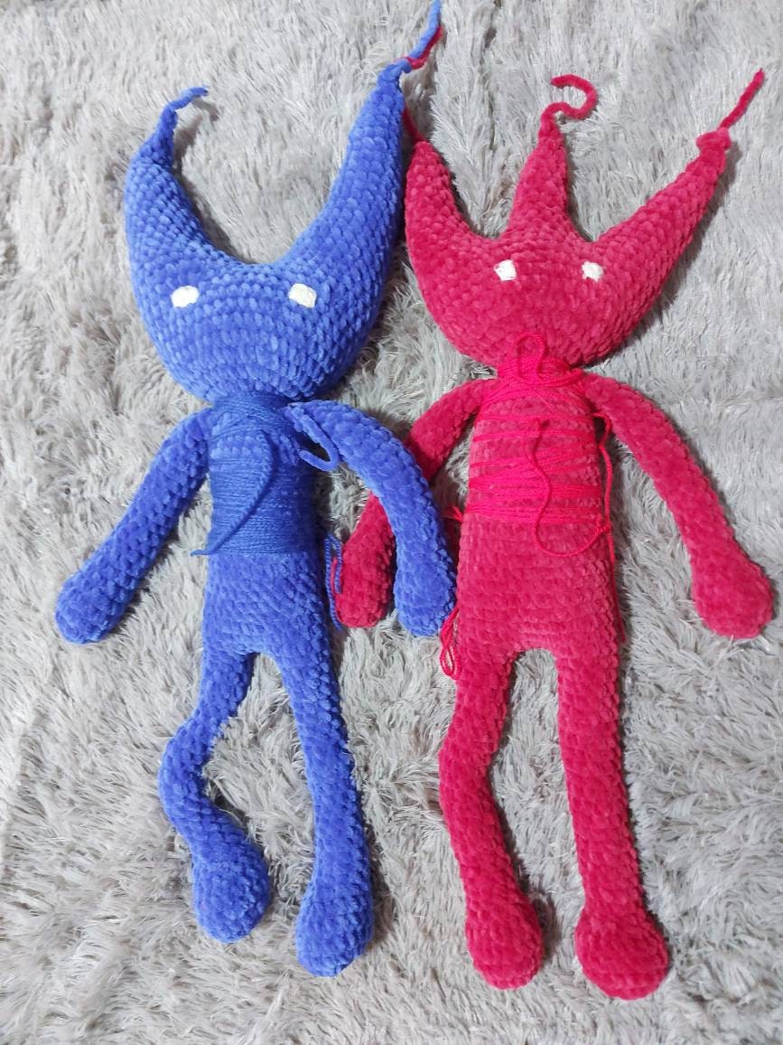 Buy Two Yarny Dolls From Unravel 2 Red and Blue Yarny Yarny From Online in  India 