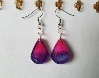 Magenta/Purple Teardrop Petri Earrings