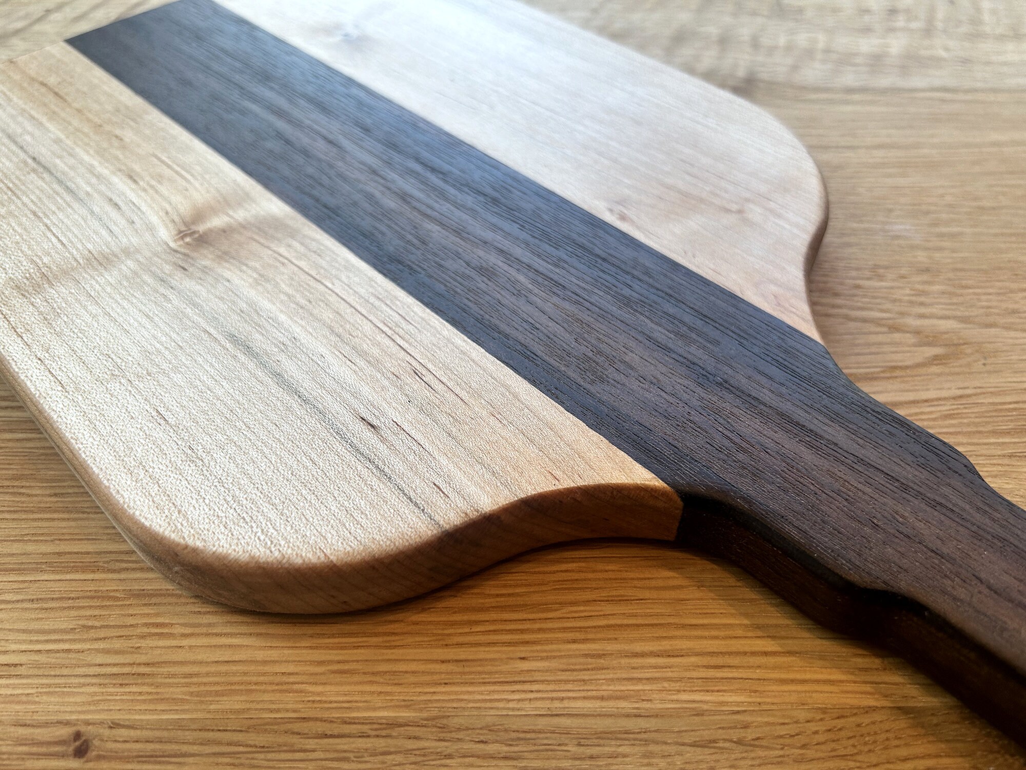 Pickleball Charcuterie and Cheese Board With a Beautiful Walnut Center ...