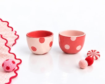 Due pezzi unici: set di tazze in ceramica fatte a mano