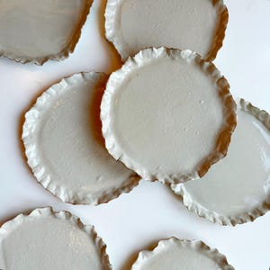 Ruffled Edge Stoneware Plates - A Touch of Elegance