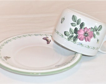Lot of 4 Studio Nova Adirondack Mikasa Aztec Y2201 Cups and Saucers Retired MINT
