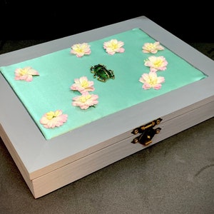 Caduceus Themed Dice Box