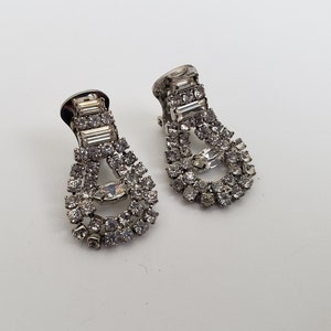 Vintage White Crystal Rhinestone Earrings; Art Deco; Signed KRAMER; Wedding Accessory; Mid Century Clip On Earrings; Silver Tone Metal