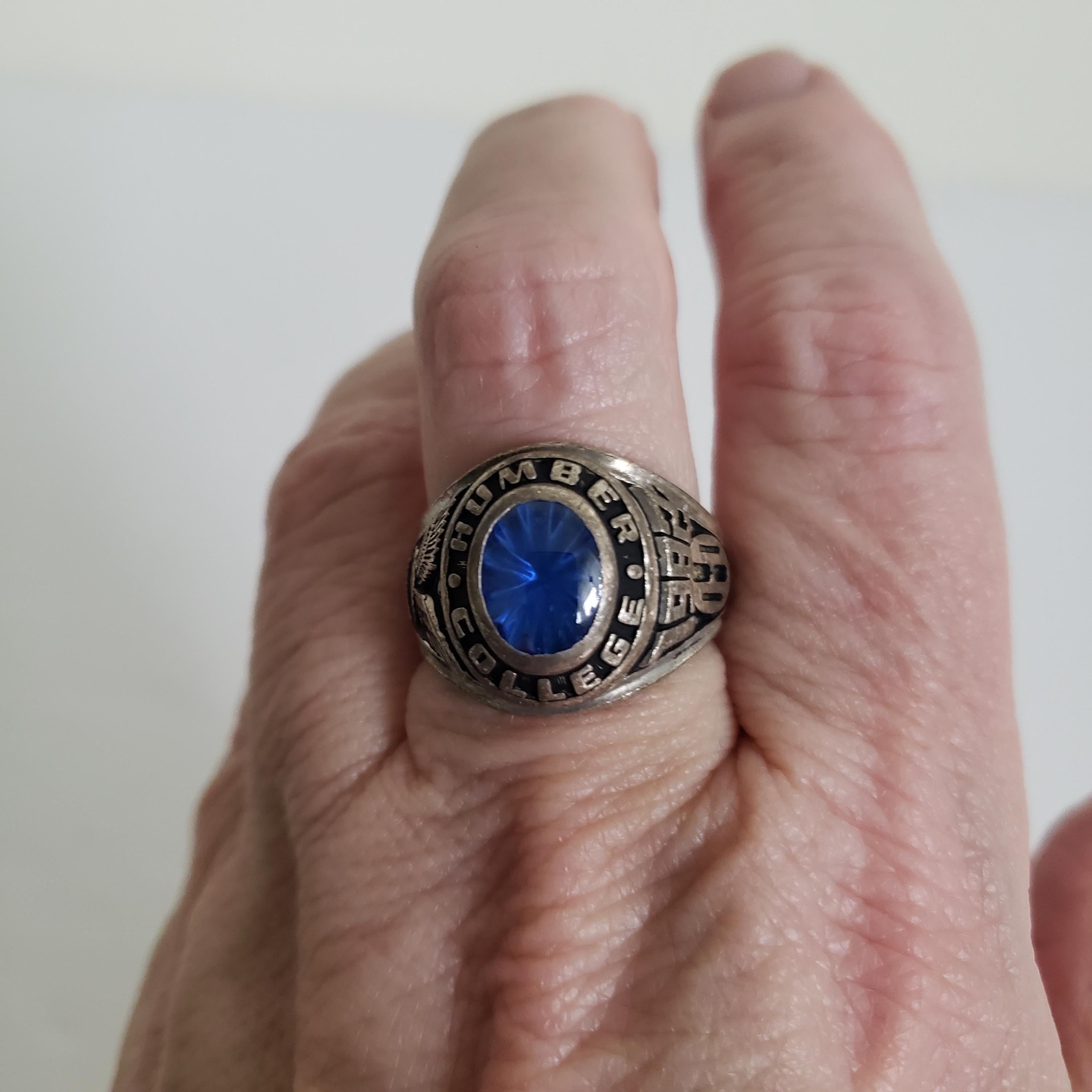 Vintage 1982 Humber College Sterling Silver Ring With Blue Spinel