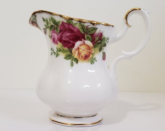 Vintage Royal Albert Old Country Roses Large Cream Pitcher or Gravy Sauce Jug