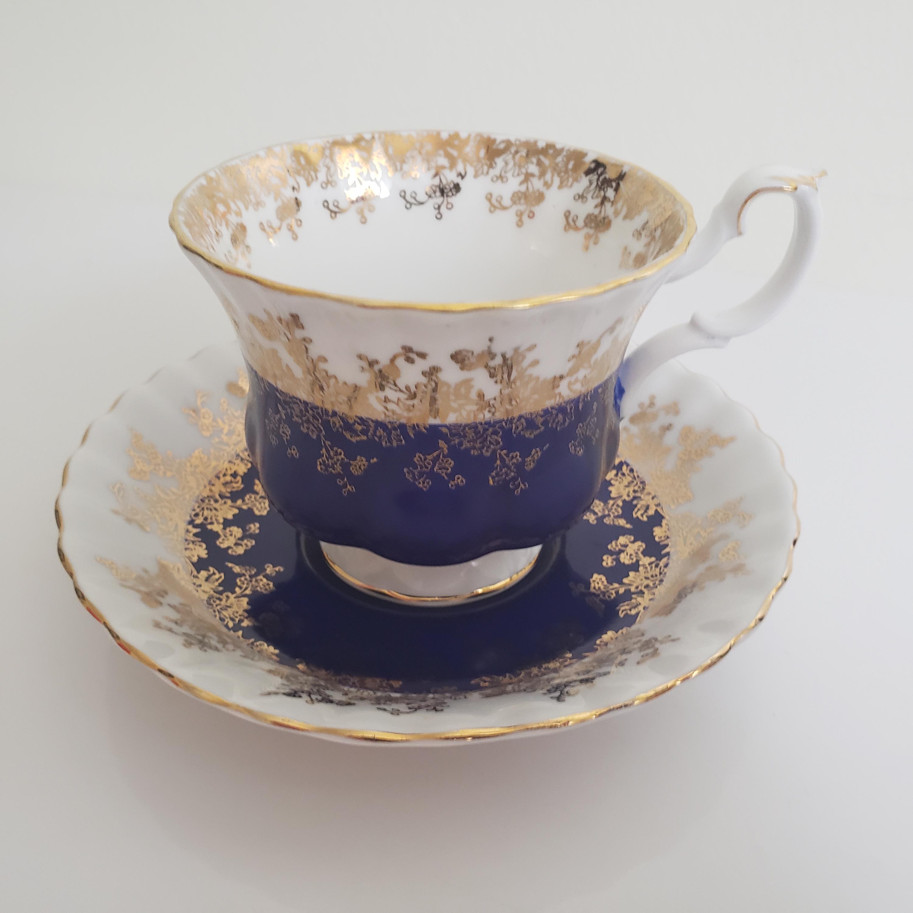 ヴィンテージ ロイヤルアルバート コバルトブルー ティーカップセット