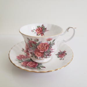 Vintage Centennial Rose Fine Bone China Tea Cup and Saucer Set by Royal Albert, Montrose Shape