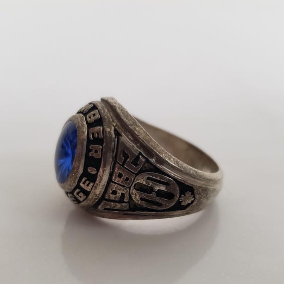 Humber Graduation Rings Vintage 1982 Humber College Sterling Silver Ring with… - Gem