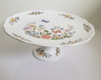 Vintage Anynsley Sockel-Kuchenteller oder Sandwich-Tablett, feines englisches Knochenporzellan, Cottage-Garten-Muster, Blumen und Schmetterlinge