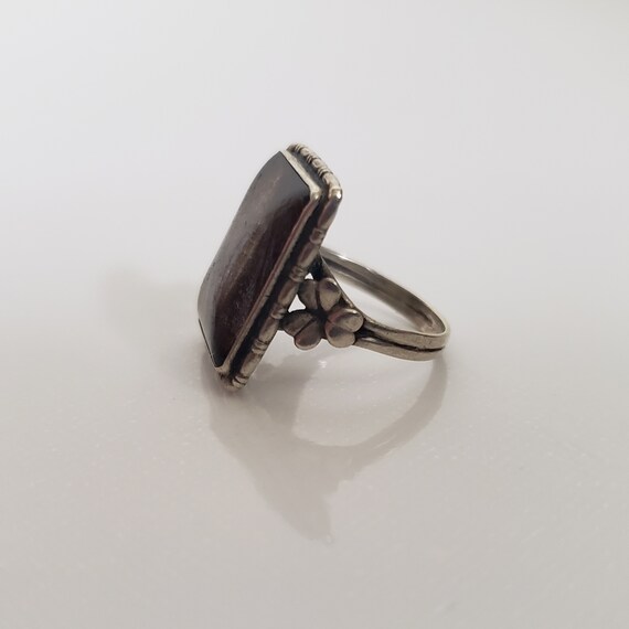 Sterling Silver Ring with Square Framed Labradori… - image 5