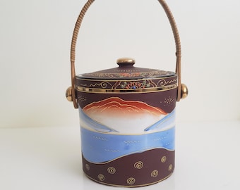 ヴィンテージ薩摩盛上磁器ビスケットジャー、人物画入り - Etsy 日本