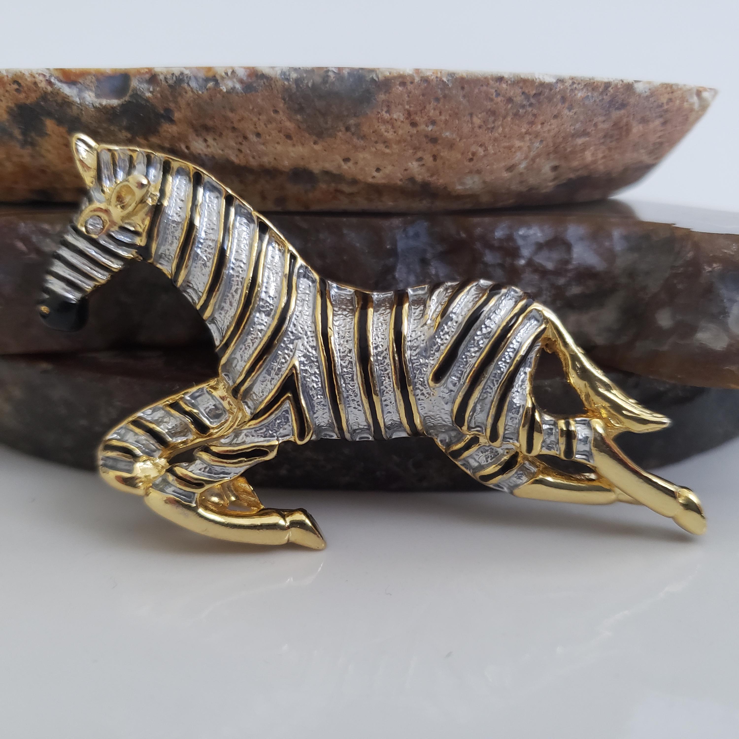 Vintage Zebra Brooch - Etsy Canada