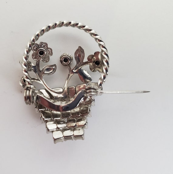 Broche Panier De Fleurs En Argent Avec Strass – Occasion, Bijou Fantaisie Argenté, Style Vintage