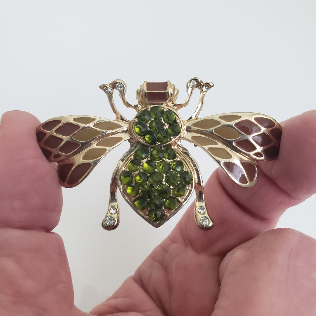 Broche abeille à strass et perles – Brooch & Shine