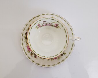ヴィンテージ ロイヤルアルバート 6月のバラの花柄ティーカップ