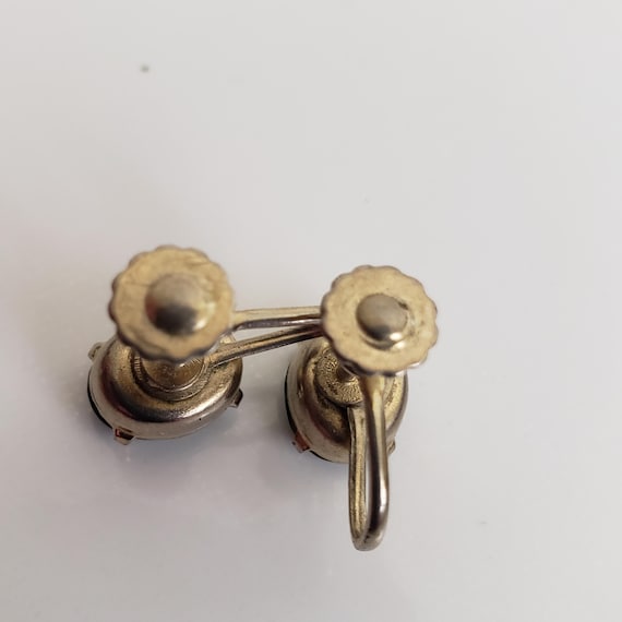 Mid Century Solitaire Glass Simulated Emerald Scr… - image 5