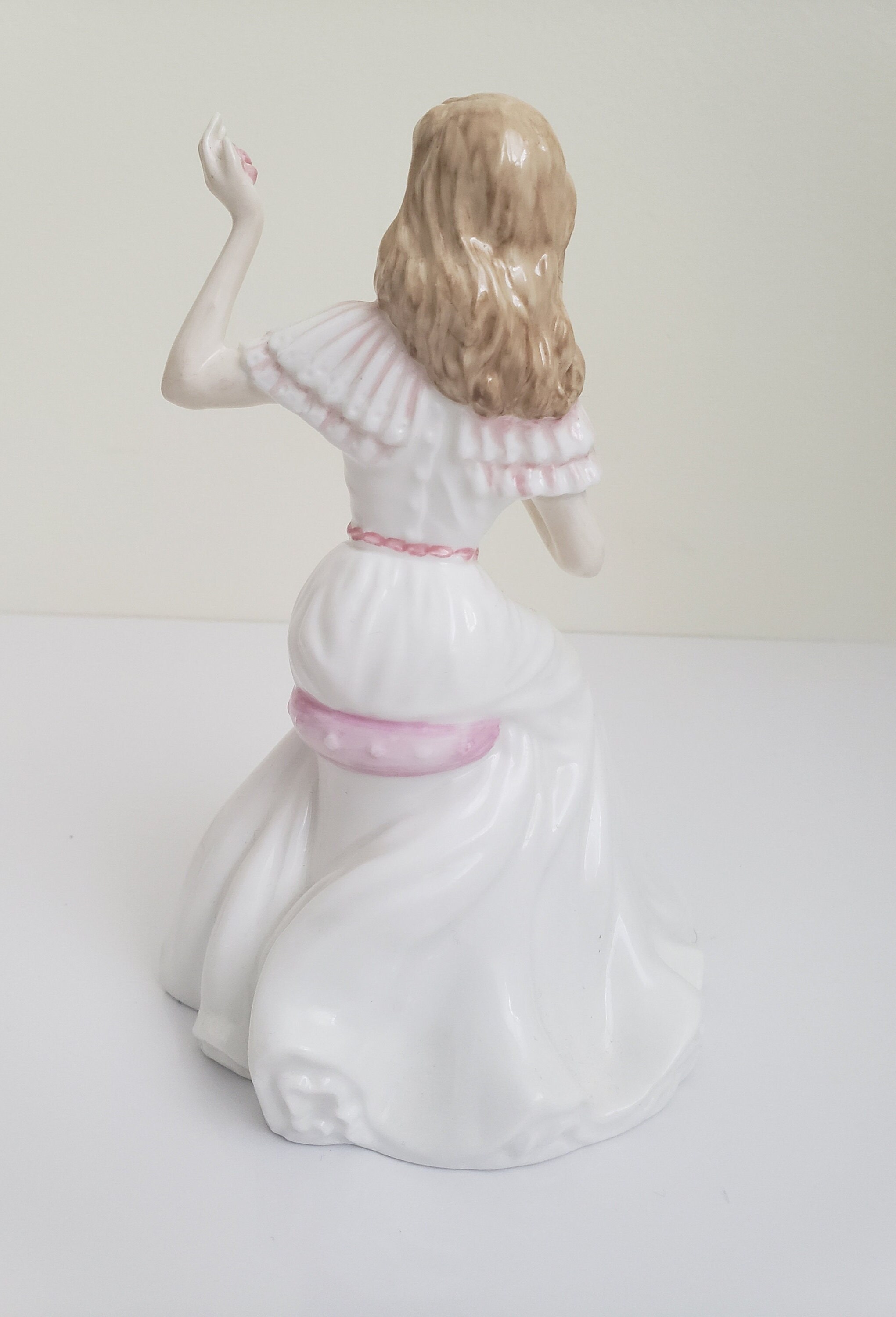 Vintage Royal Doulton Figurine: Anna, Vanity Fair Ladies Series