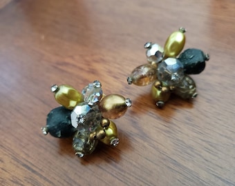 Vintage Vendome Clip On Earrings: Green & Gold Rhinestone Cluster