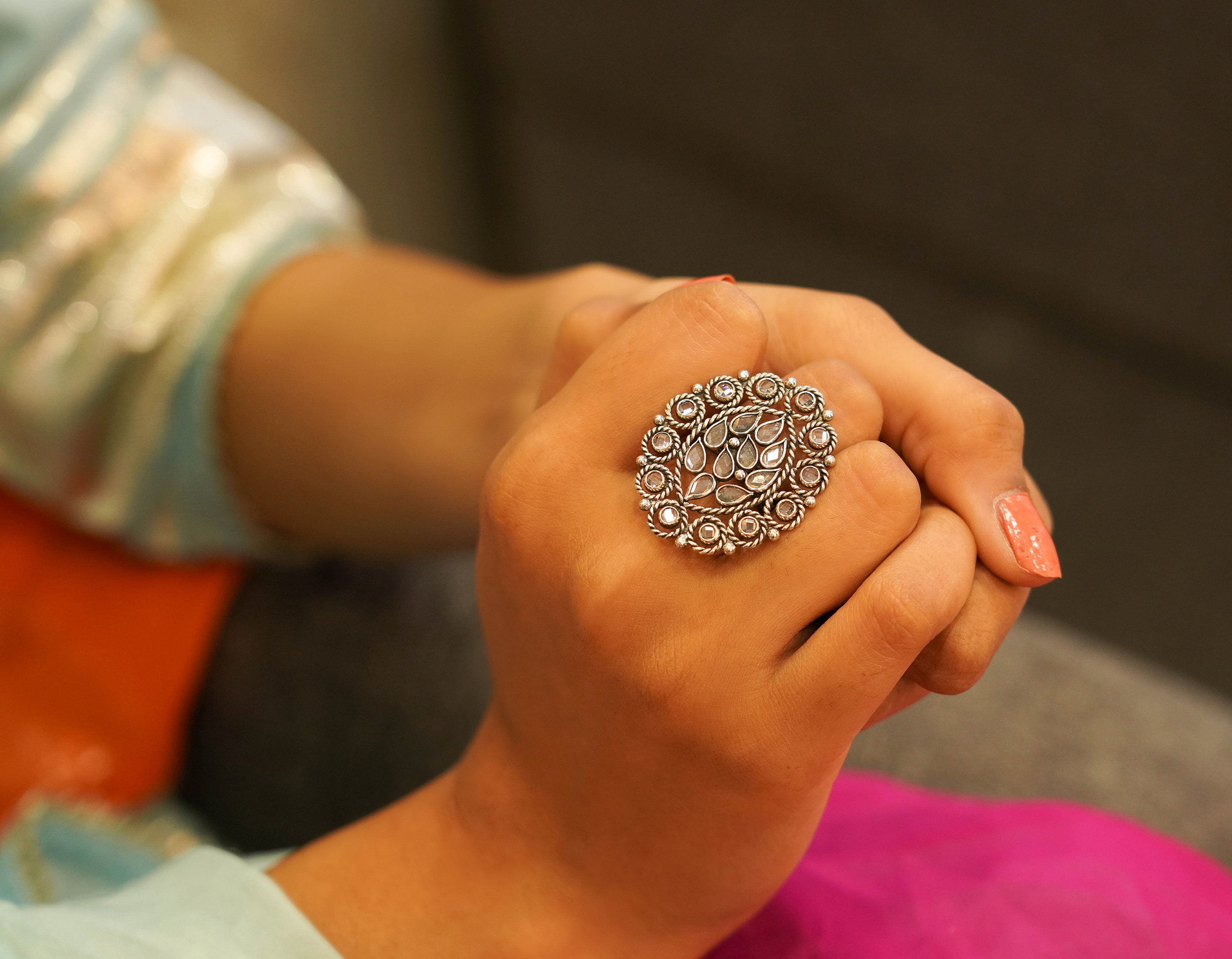 Vidhushi Afghan Ring